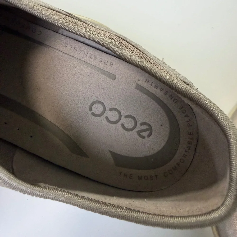 ECCO Sense Metallic Bronze Leather Mesh Bungee Toggle Sneakers Womens 41 10-10.5